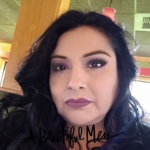 Meet your Posher, Sonia